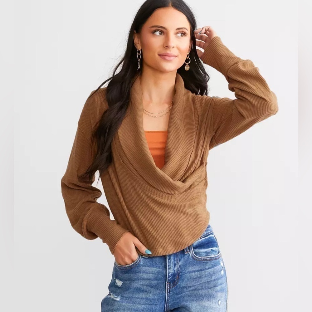 We The Free Hold Me Close Top